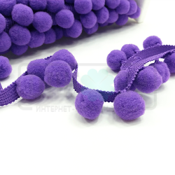 Тесьма с фиолетовыми помпонами